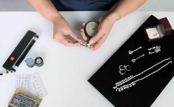 Diamond Grading & Authentication