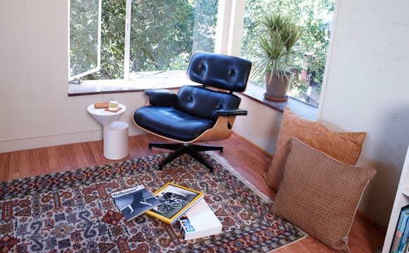 Eames Lounge Chair