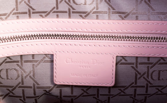 HOW TO TELL IF YOUR LADY DIOR BAG IS THE REAL THING