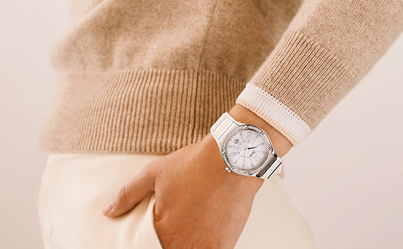 RealStyle | How To Ditch Your Phone Addiction With A Rolex