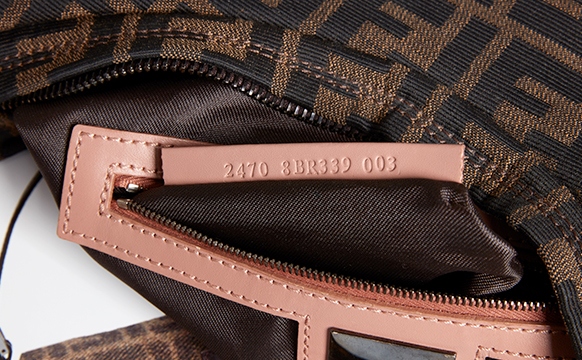 RealStyle | Real Fendi Logo Bag